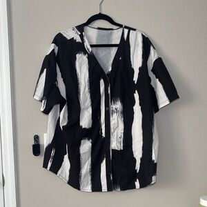 SHEIN Black and White Brushstroke Button-Up Top